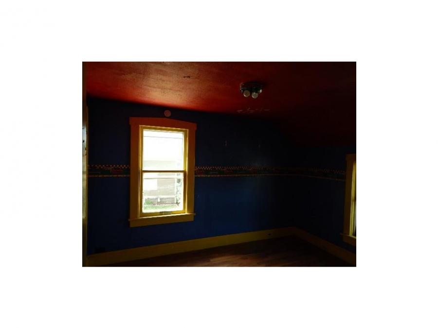 706 B Avenue - photo 19